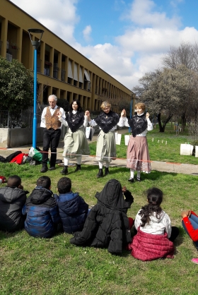 CON BAMBINI, RAGAZZI E GIOVANI - RITMINFOLK 